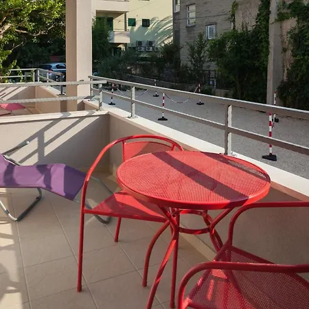 With A Parking Space - 6814 דירה מאקרסקה